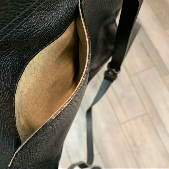 Isaac Mizrahi Black Pebble Genuine Leather Satchel Handbag Purse - Picture 10 of 10